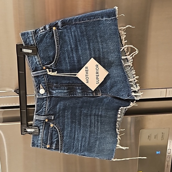 💕MOTHER💕 Dodger Short Short Fray Shorts Did You Bring Me Anything 28 NWT - Picture 9 of 16
